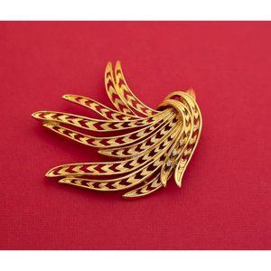 Vintage Sea Fern Brooch by Monet - F23